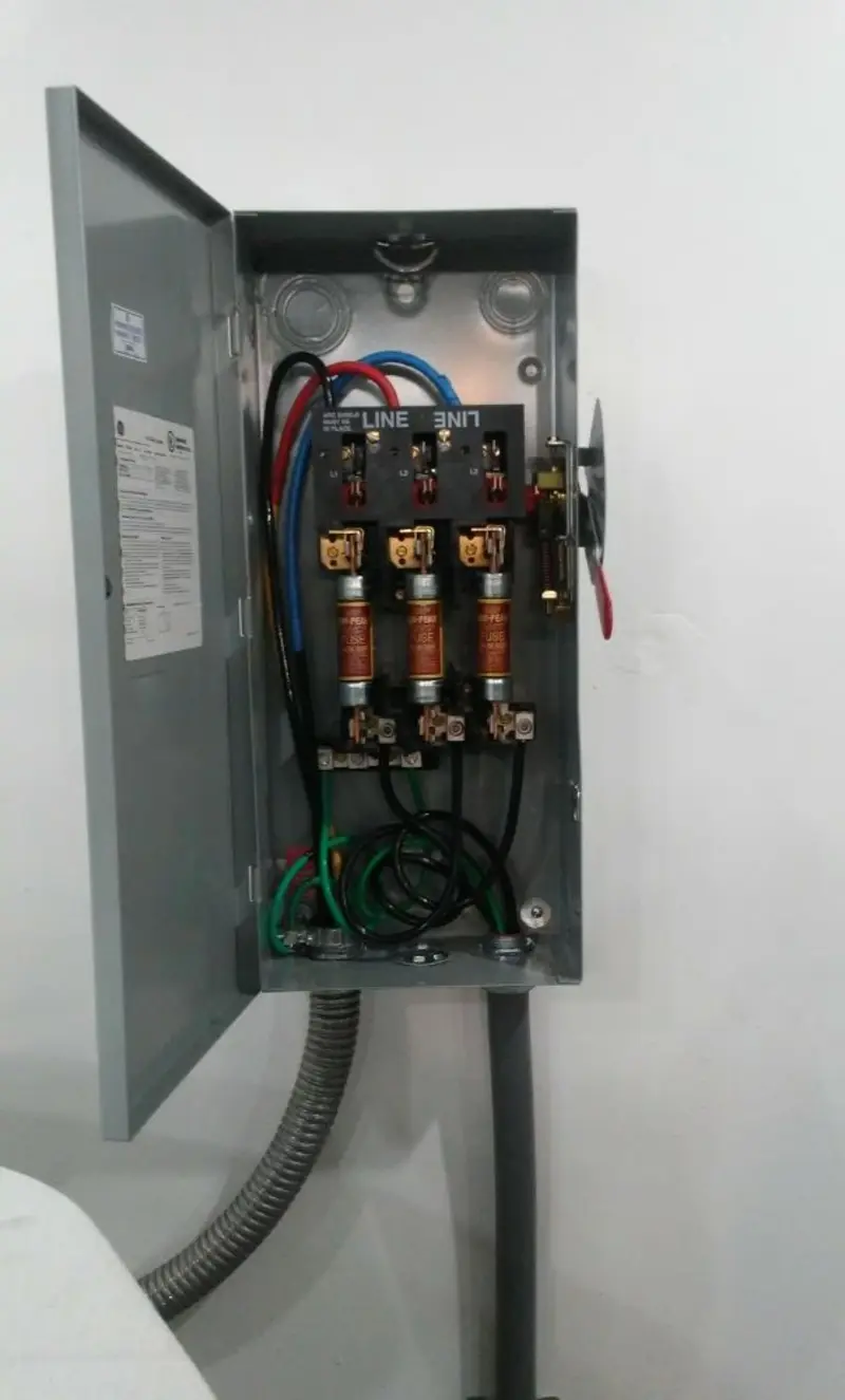 Three-phase disconnect switch installed for Electrical Wiring & Rewiring in Renton